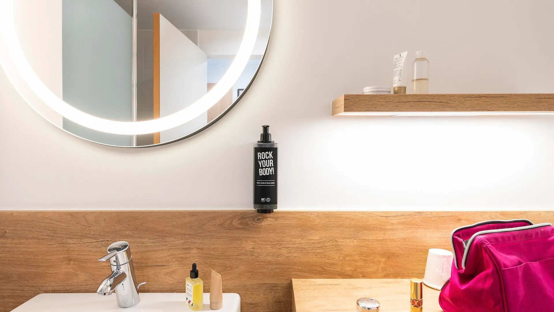 Hotel Ibis Lyon Sud Oullins 3*,  Francia