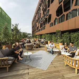 Hotel Mob Confluence, Lione
